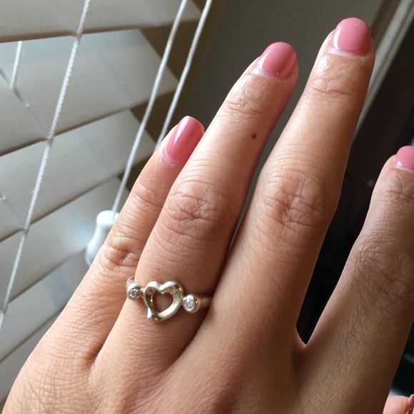 ❌SOLD‼️ Authentic Tiffany & Co. Ring - Picture 4 of 4