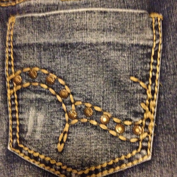 Cato Shorts - Picture 2 of 2