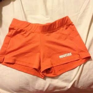 Orange hooter shorts, hooters tank