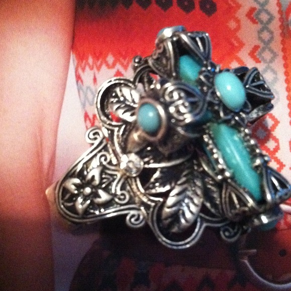 Ring - Picture 2 of 2