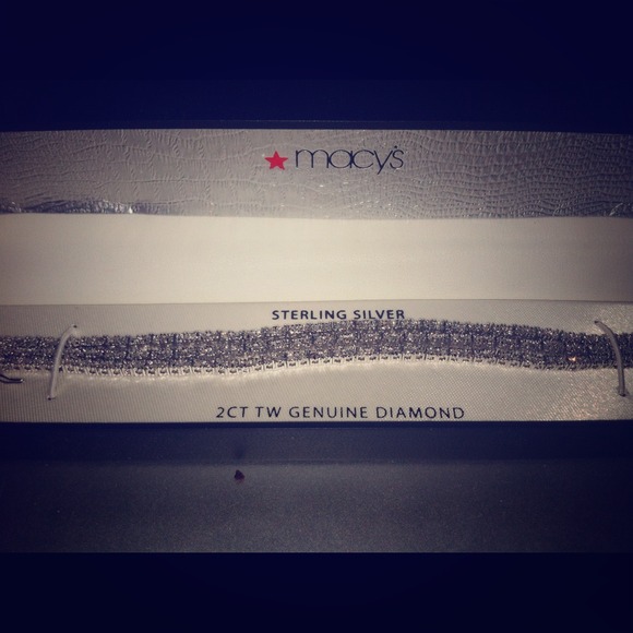 ⬇Reduced⬇Sterling silver tennis bracelet.