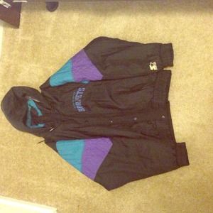 Mens Charlotte Hornets Starter Jacket (Small)