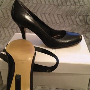 Nine West Black Ambitious Pump, Brand New!