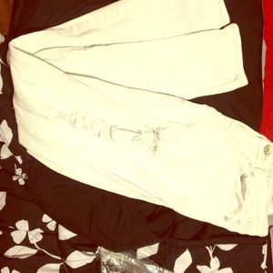 White ripped pacsun jeans