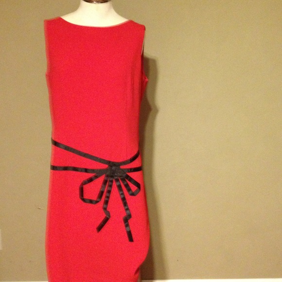 Danny&Nicole Dresses & Skirts - Beautiful red Danny & Nicole dress