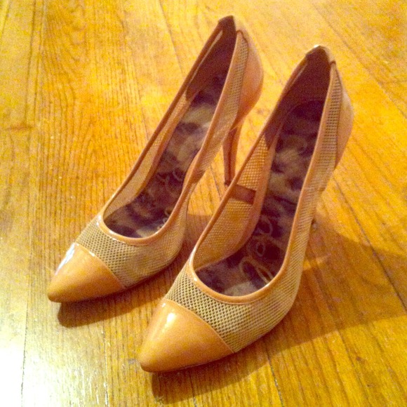 Sam Edelman patent and mesh pumps 8.5