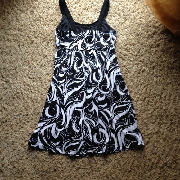 👍Reduced👍NWT adorable braided scoop neck dress - Picture 3 of 4