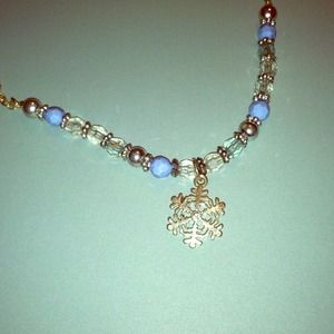 Snowflake necklace