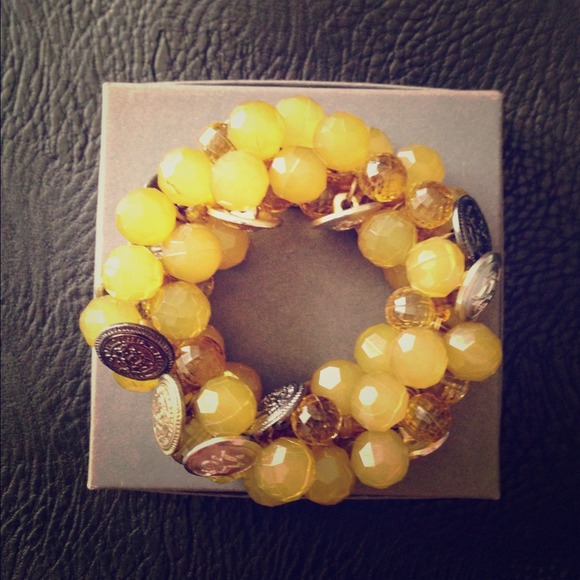 Sold!! Beautiful Green bracelet