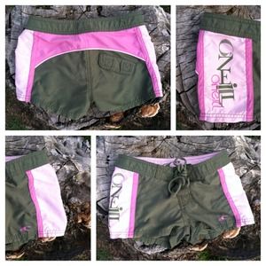 Girl's O'neill green & pink boardshorts.