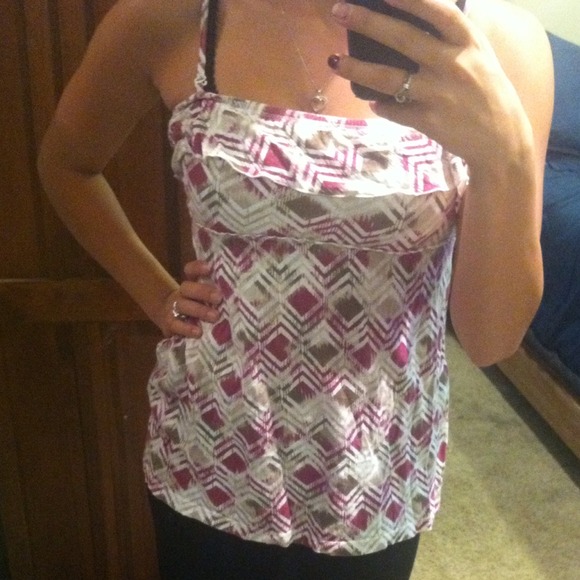 Multicolored ruffled top!