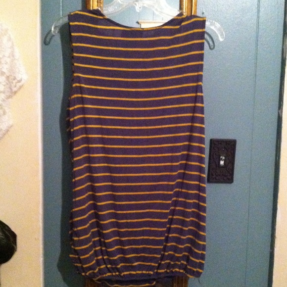 Shirt - Picture 2 of 2