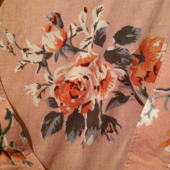 Top - Picture 4 of 4