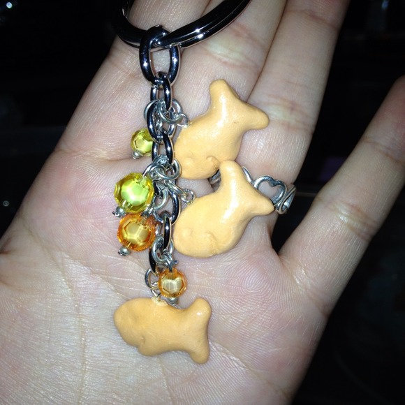 Gold fish key chain - Picture 1 of 1