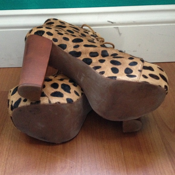 Jeffrey Campbell leopard litas! Size 7.5 (SOLD) - Picture 2 of 4