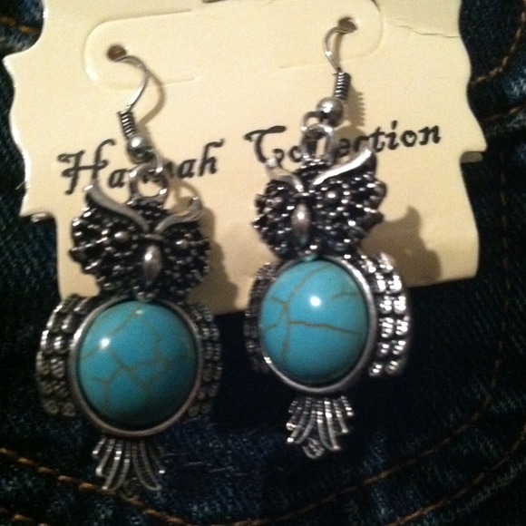 Necklace - Picture 3 of 3