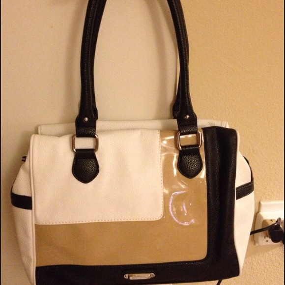 👜Nine West Purse