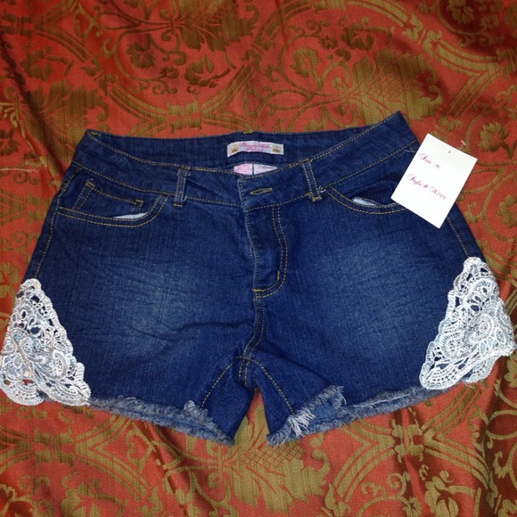 Beverly Hills Princess Shorts.