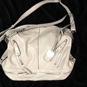 White Jessica Simpson tote