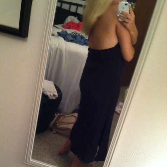❌BUNDLED❌Black maxi dress! - Picture 2 of 4