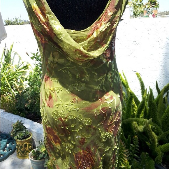 SUE WONG DRESS - Picture 2 of 4