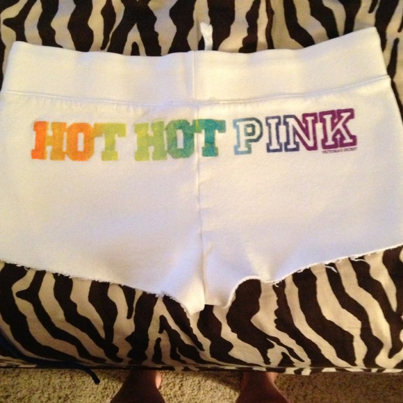 🔴REDUCED; VS Shorts