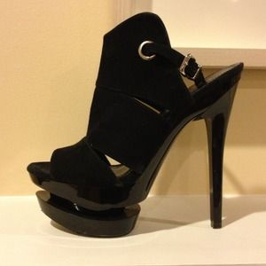 💢💢HOLD💢💢 Jessica Simpson heels