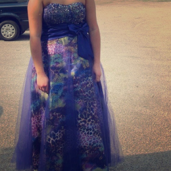 Prom dress - Picture 1 of 1