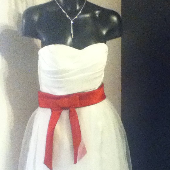 Red and white dress with necklace
