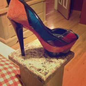 Jessica Simpson color block heels!