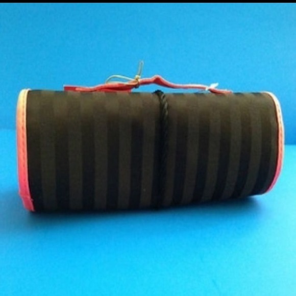 Victoria secrets rollup makeup bag SOLD!! - Picture 3 of 4