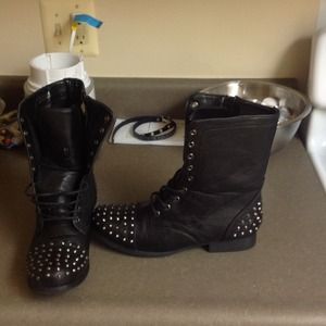 🎀TRADED🎀 studded black leather combat bootS