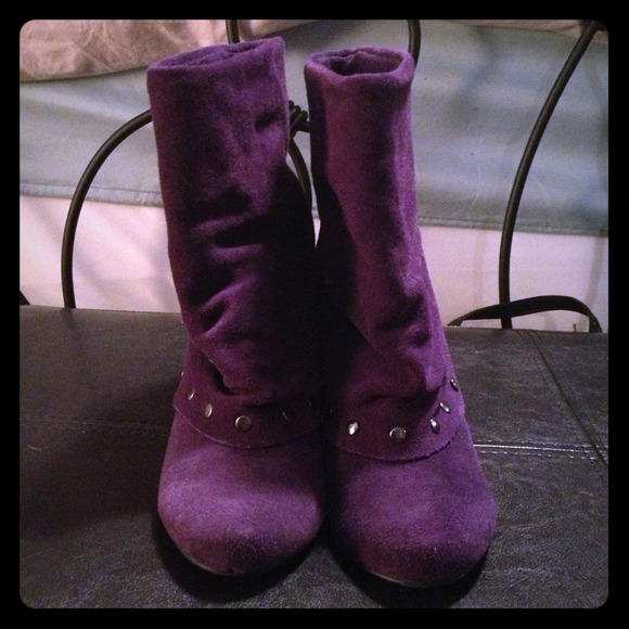 Naughty monkey booties💜💜