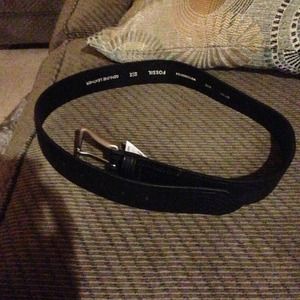 Fossil belt black
