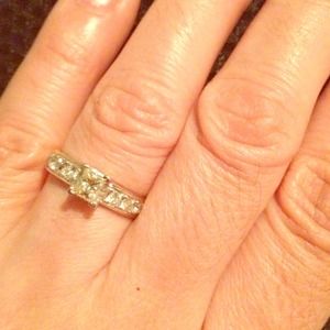 This shines like a diamond in the sky!💎💍💎