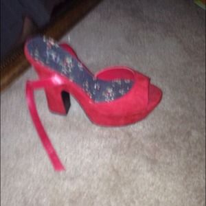 Hot sandal