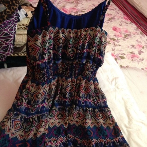 Delias dress - Picture 4 of 4
