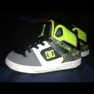 Super cute toddler/infant DC shoes