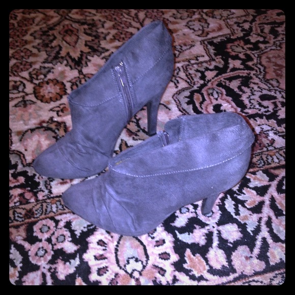 Charlotte Russe gray booties!