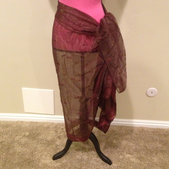 💥Reduced!💥Beautiful wrap - Picture 3 of 4