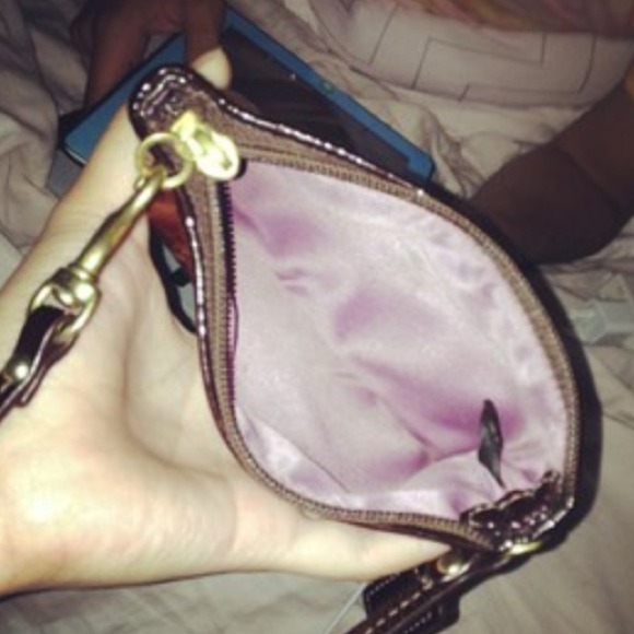 AUTHENTIC COACH LEATHER LEOPARD WALLET:) - Picture 4 of 4