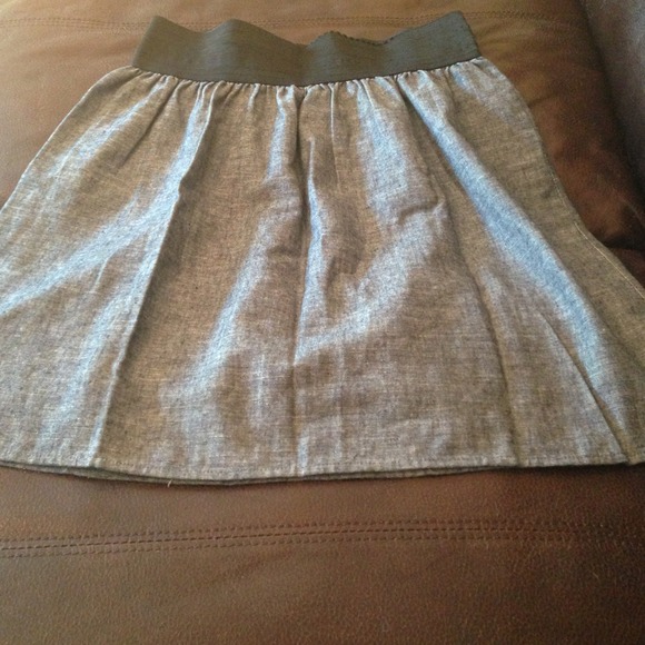 Gray skirt with black waist band