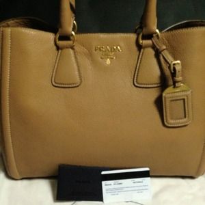 Prada BN2425