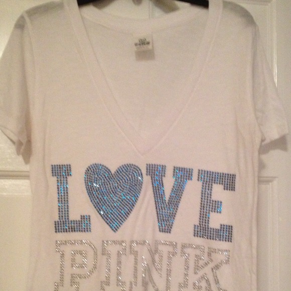 🚫Sold🚫VICTORIAS  SECRET BLING  TEE
