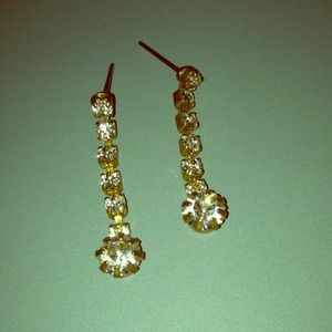 BEAUTIFUL dangle earrings