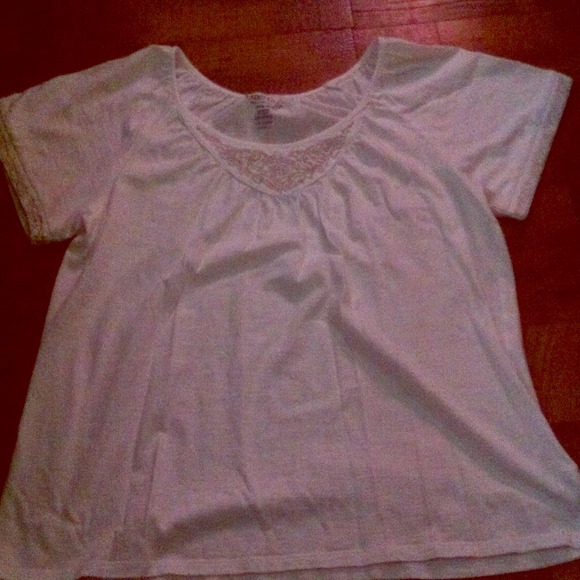 A white top