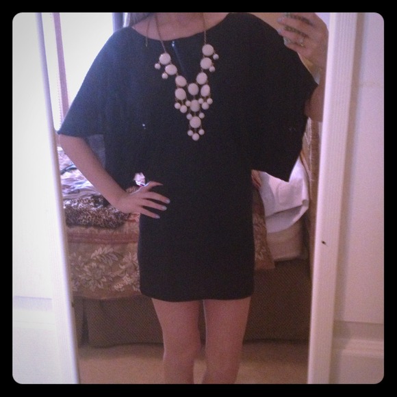 Dresses & Skirts - Tight and flowy dress 😉