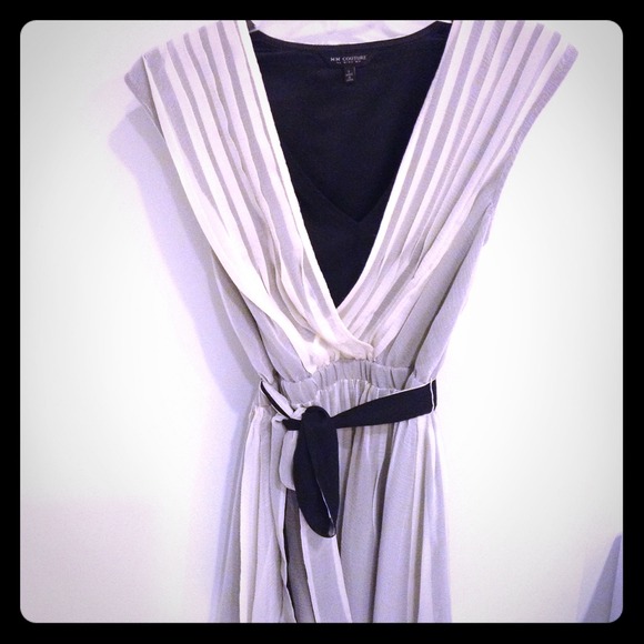 Miss Me Couture White Flowy Dress w Tie waist