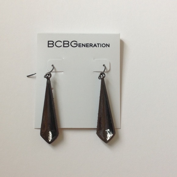 BCBGeneration earrings - Picture 2 of 2