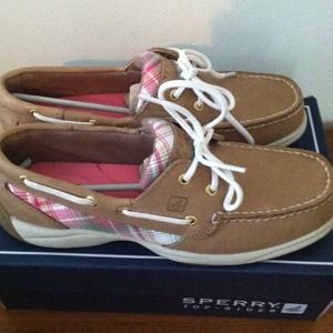 New in box Sperry top siders